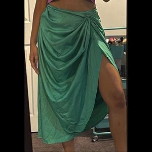 Green, ruched, midi skirt, with slit